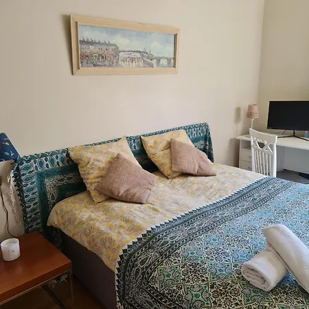 公寓 Cozy Retreat At The Heart Of *