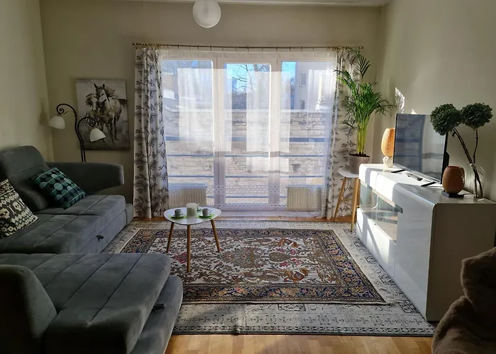 Cozy Retreat At The Heart Of Appartamento Reval